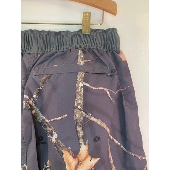 MOSSY OAK Boy’s Gray Forest Camo Line Board Shorts / Size: Medium - Picture 12 of 12